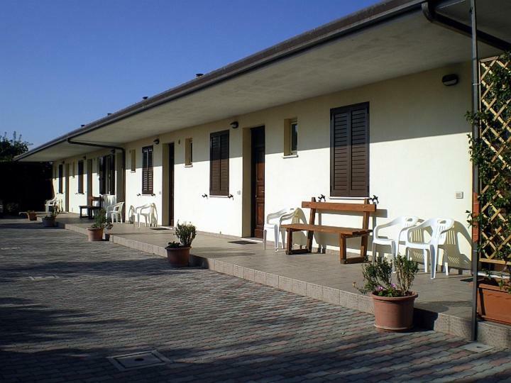 Camere Carloni Asís Exterior foto